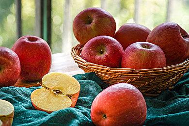 英国销量月榜：《使命召唤》销量下滑刹不住车